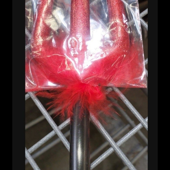 "RED HOT MAMA!" WOMENS DEVIL COSTUME SIZE SMALL NEW! - Picture 8 of 11